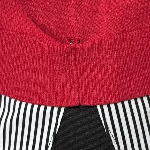 Lauren Ralph Lauren Layered Mix Media Sweater, Striped Tail size Small Petite - Picture 12 of 12